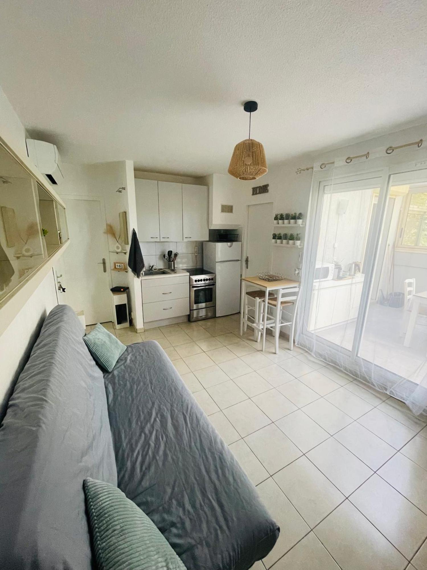 Wifi, 200 Mètres * Argelès-sur-Mer