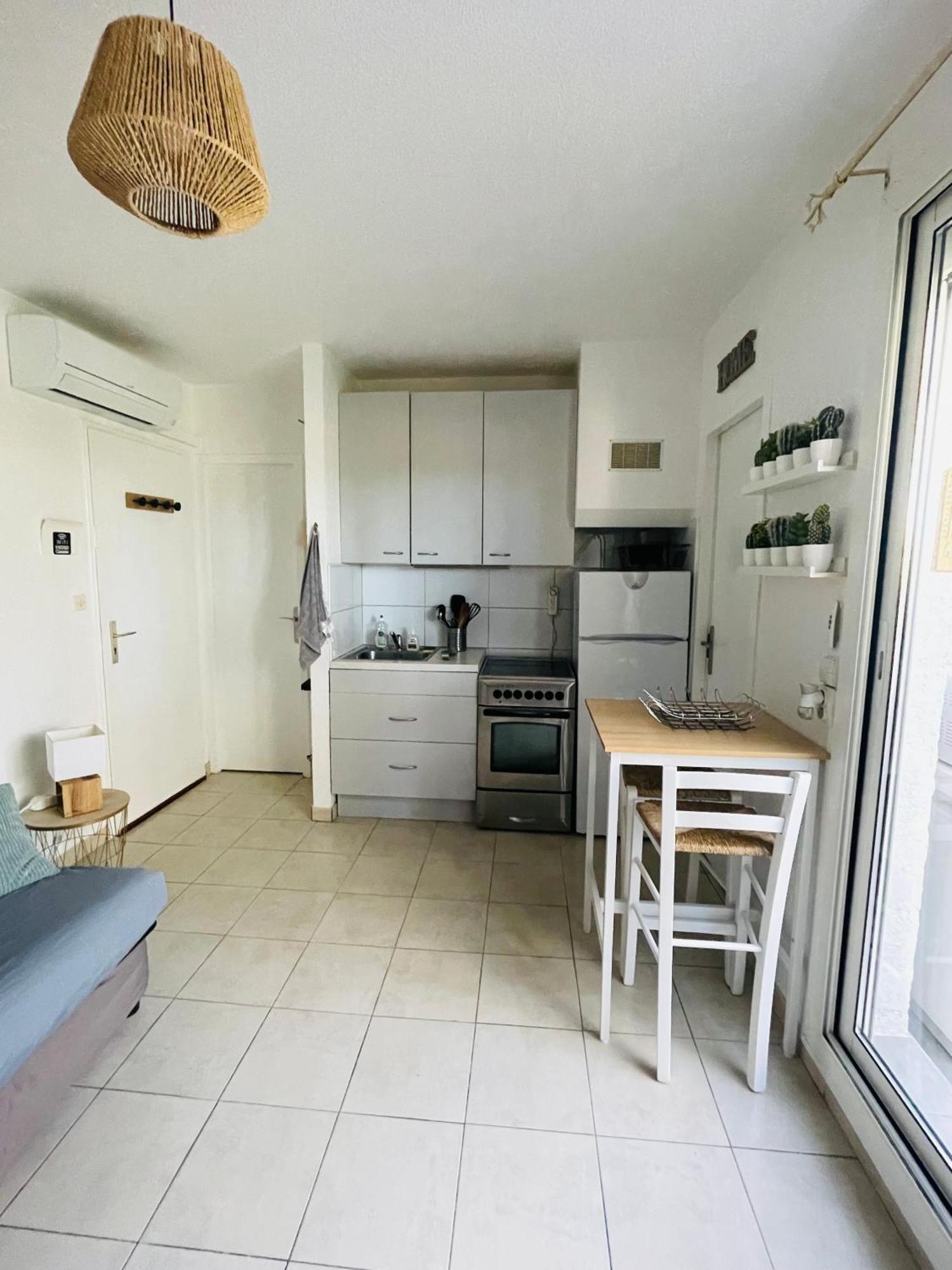 Wifi, 200 Mètres * Argelès-sur-Mer